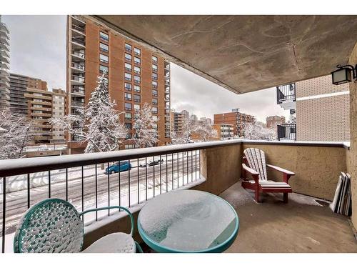 301-1311 15 Avenue Sw, Calgary, AB - Outdoor With Exterior