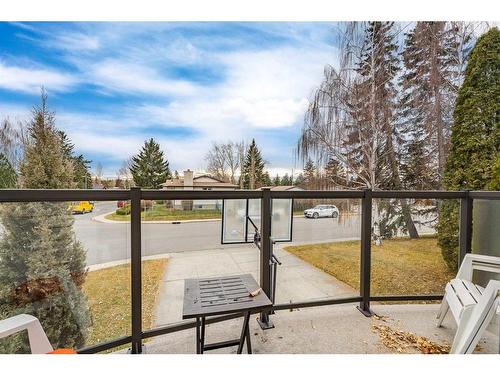 7002 54 Avenue Nw, Calgary, AB - Outdoor With View