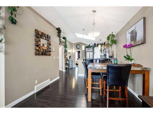 123 New Brighton Landing Se, Calgary, AB - Indoor Photo Showing Dining Room