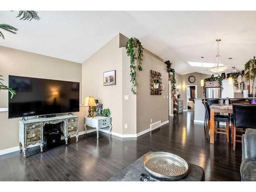 123 New Brighton Landing Se, Calgary, AB - Indoor Photo Showing Living Room