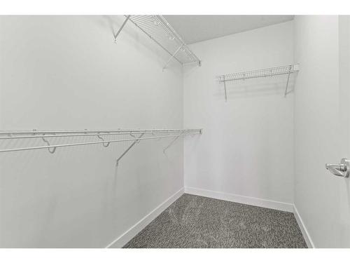 2002 35 Avenue Sw, Calgary, AB - Indoor With Storage