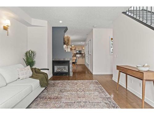 2002 35 Avenue Sw, Calgary, AB - Indoor With Fireplace