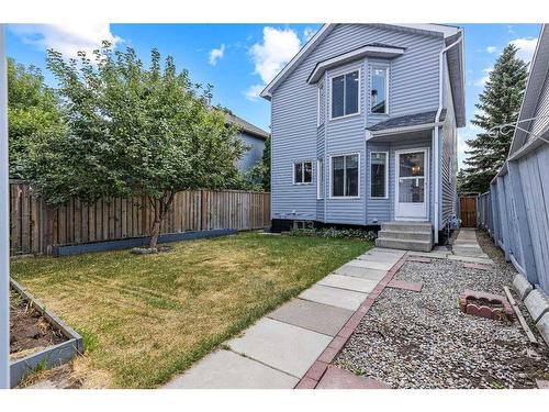 82 Taraglen Road Ne, Calgary, AB - Outdoor