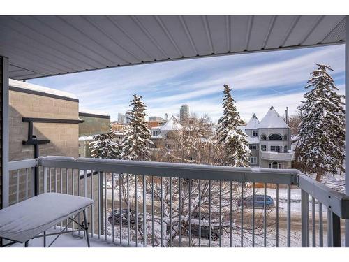 301-1721 13 Street Sw, Calgary, AB - Outdoor With Balcony