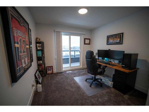 4375 Seton Drive Se, Calgary, AB - Indoor Photo Showing Other Room