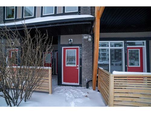 4375 Seton Drive Se, Calgary, AB - Outdoor