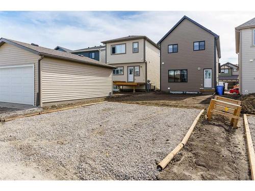 333 Magnolia Way Se, Calgary, AB - Outdoor