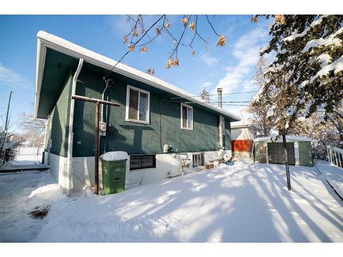 1322 34 Street Se, Calgary, AB - Outdoor