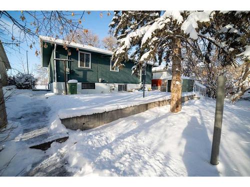 1322 34 Street Se, Calgary, AB - Outdoor