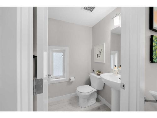 157 Sage Bluff Circle Nw, Calgary, AB - Indoor Photo Showing Bathroom