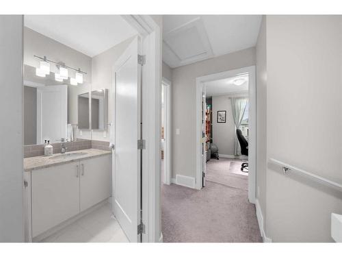 157 Sage Bluff Circle Nw, Calgary, AB - Indoor Photo Showing Bathroom