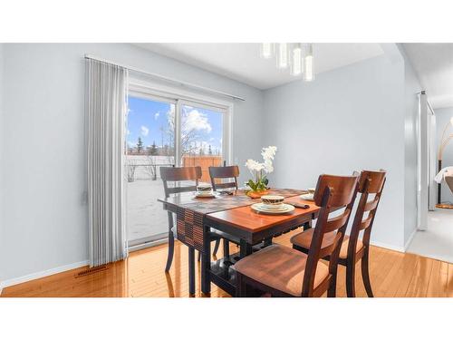 113 Covehaven Gardens Ne, Calgary, AB - Indoor Photo Showing Dining Room