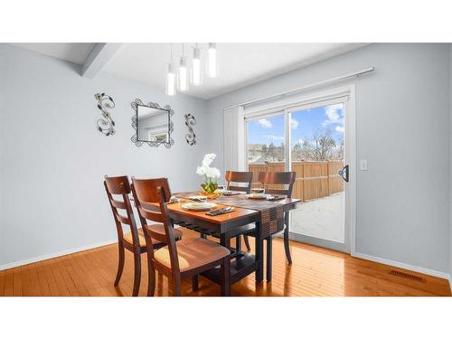 113 Covehaven Gardens Ne, Calgary, AB - Indoor Photo Showing Dining Room