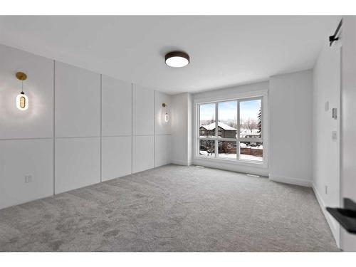 4508 72 Street Nw, Calgary, AB - Indoor