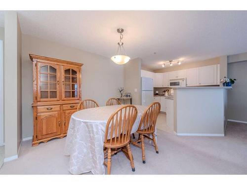 1203-4975 130 Avenue Se, Calgary, AB - Indoor Photo Showing Dining Room