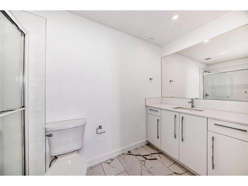 1616-60 Skyview Ranch Road Ne, Calgary, AB - Indoor Photo Showing Bathroom