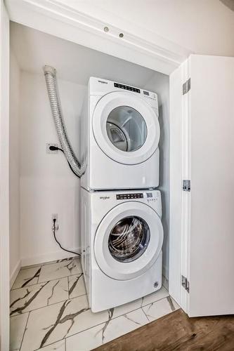 1616-60 Skyview Ranch Road Ne, Calgary, AB - Indoor Photo Showing Laundry Room