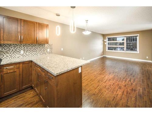 254 Covecreek Circle Ne, Calgary, AB - Indoor Photo Showing Kitchen