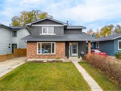 91 Midglen Way SE Calgary, AB T2X 1G3