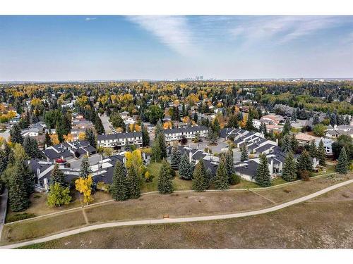 33-185 Woodridge Drive Sw, Calgary, AB - Outdoor With View