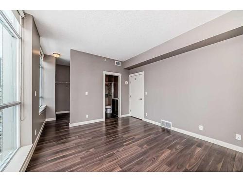 603-788 12 Avenue Sw, Calgary, AB - Indoor Photo Showing Other Room