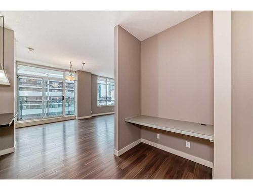 603-788 12 Avenue Sw, Calgary, AB - Indoor Photo Showing Other Room