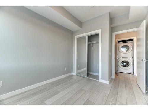 1208-111 Wolf Creek Drive, Calgary, AB - Indoor