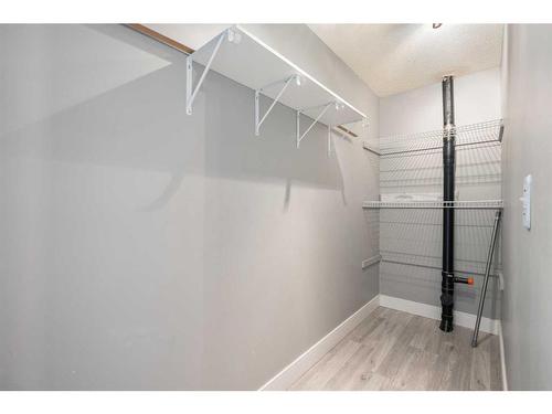 101D-5601 Dalton Drive Nw, Calgary, AB - Indoor With Storage