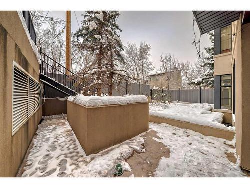 10-2307 14 Street Sw, Calgary, AB - Outdoor