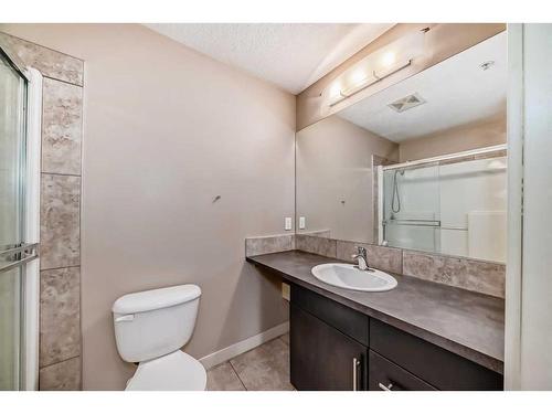 10-2307 14 Street Sw, Calgary, AB - Indoor Photo Showing Bathroom