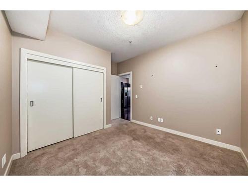 10-2307 14 Street Sw, Calgary, AB - Indoor Photo Showing Other Room