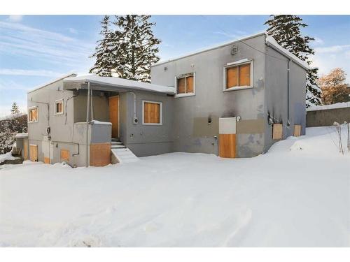 110 31 Avenue Nw, Calgary, AB - Outdoor