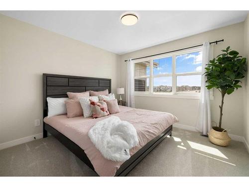 487 Kinniburgh Loop, Chestermere, AB - Indoor Photo Showing Bedroom