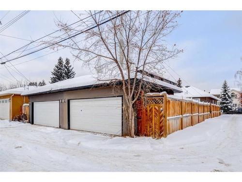 323 10 Avenue Ne, Calgary, AB - Outdoor