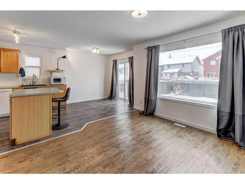 23 Saddleback Way Ne, Calgary, AB - Indoor Photo Showing Kitchen