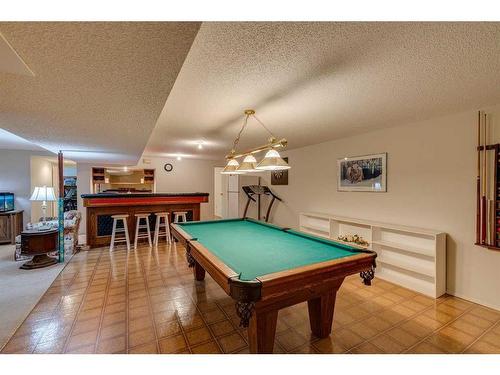 607 Whiteridge Road Ne, Calgary, AB - Indoor Photo Showing Other Room