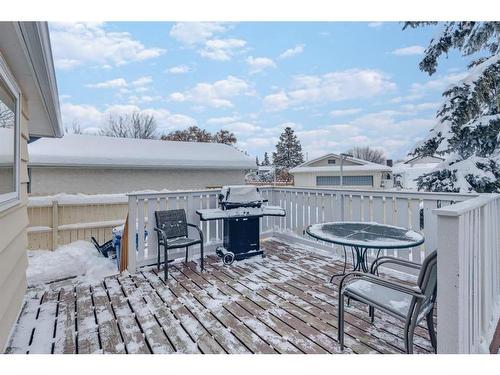 607 Whiteridge Road Ne, Calgary, AB - Outdoor With Deck Patio Veranda