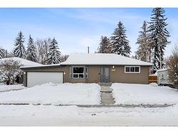 2055 33 Street SE Calgary, AB T2B 0T8