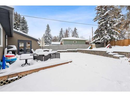 2055 33 Street Se, Calgary, AB - Outdoor