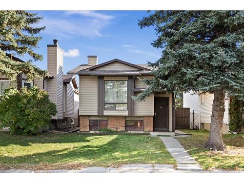 8 Taraglen Road Ne, Calgary, AB - Outdoor With Facade