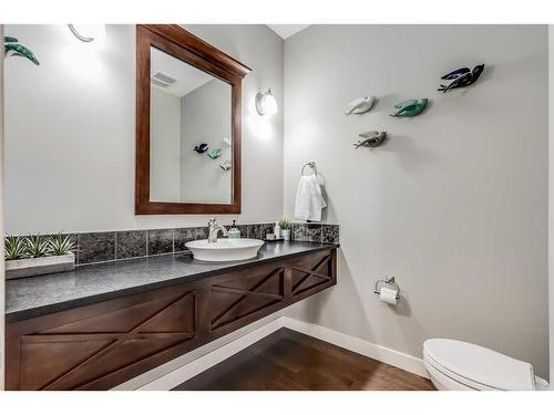 221 Tuscany Estates Rise Nw, Calgary, AB - Indoor Photo Showing Bathroom