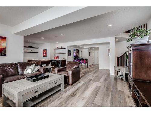 221 Tuscany Estates Rise Nw, Calgary, AB - Indoor Photo Showing Living Room