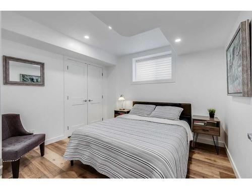 221 Tuscany Estates Rise Nw, Calgary, AB - Indoor Photo Showing Bedroom