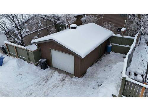 28 Midlawn Place Se, Calgary, AB - Outdoor With Exterior