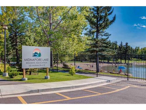 28 Midlawn Place Se, Calgary, AB - Outdoor With View