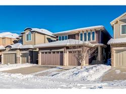 112 Evansridge Place NW Calgary, AB T3P 0L4