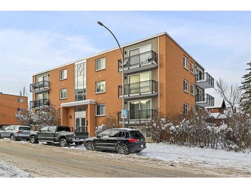 304-1502 21 Avenue Sw, Calgary, AB - Outdoor With Balcony