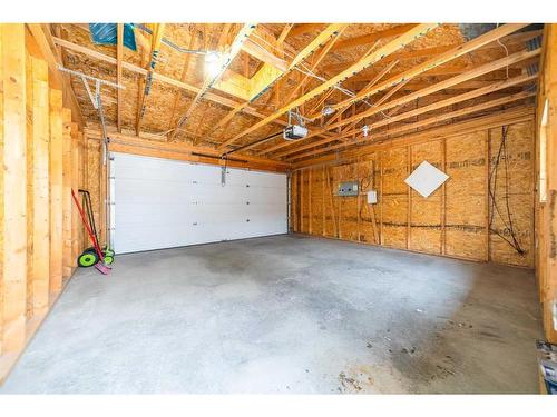 3919 17 Street Sw, Calgary, AB - Indoor Photo Showing Garage