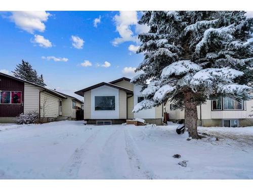 180 Fallswater Road Ne, Calgary, AB - Outdoor