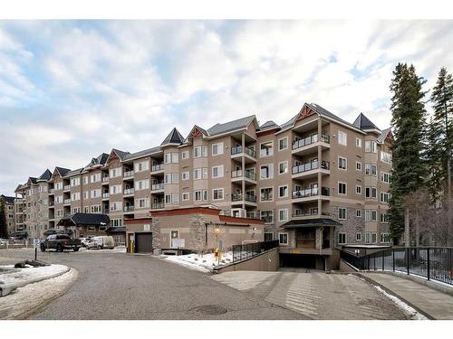 518-10 Discovery Ridge Close Sw, Calgary, AB - Outdoor With Facade